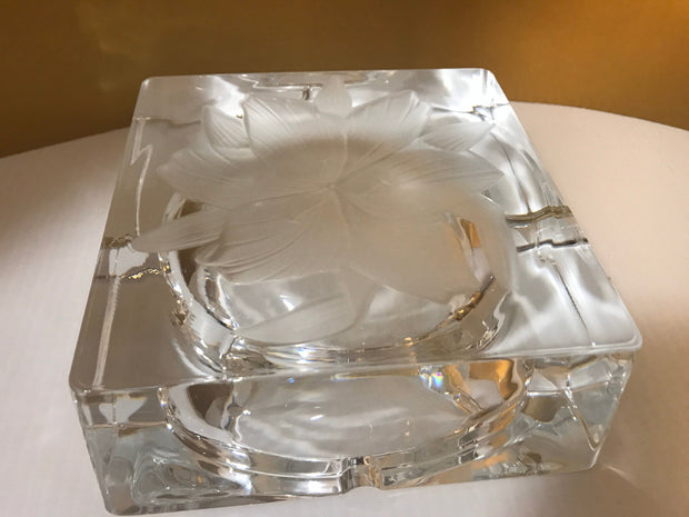 Thick Chunky Clear Glass Crystal Ashtray for Cigars /Cigarettes. Flower Embossed